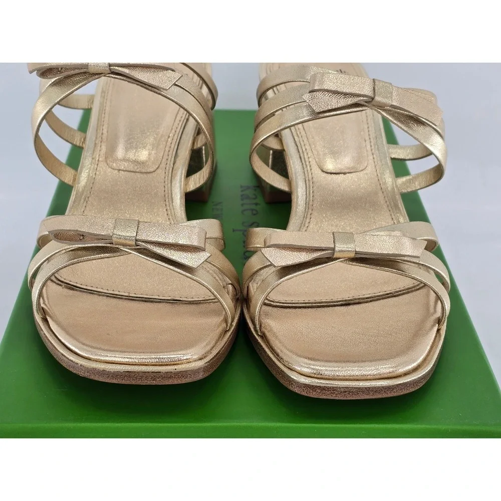 Kate Spade Carolina Block Heel Sandal Womens 6B Pale Gold Metallic KK638 - NEW